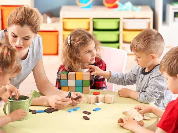 Al Khulud Language – KG – Mixed